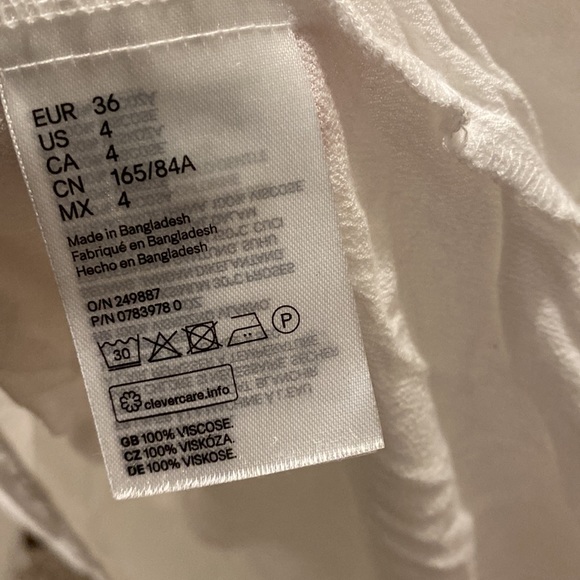 H&M Top - Picture 3 of 3